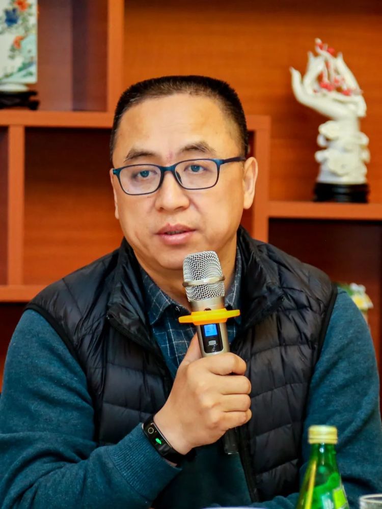 張洪波：主動作為，力爭新年作出新貢獻