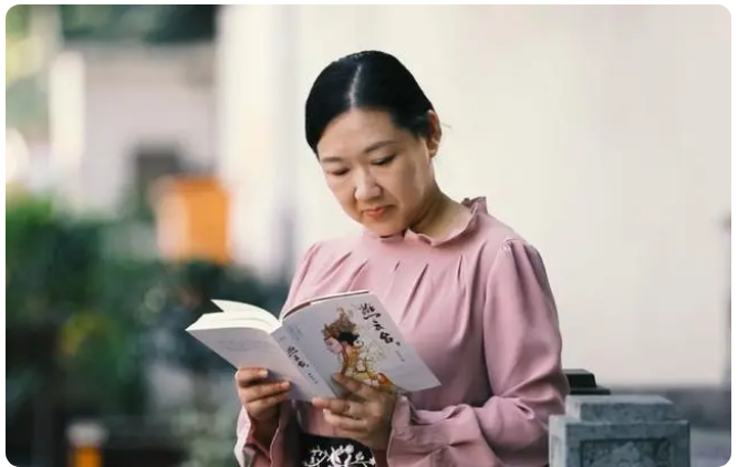 成為第一代享受版權(quán)付費的網(wǎng)絡(luò)作家