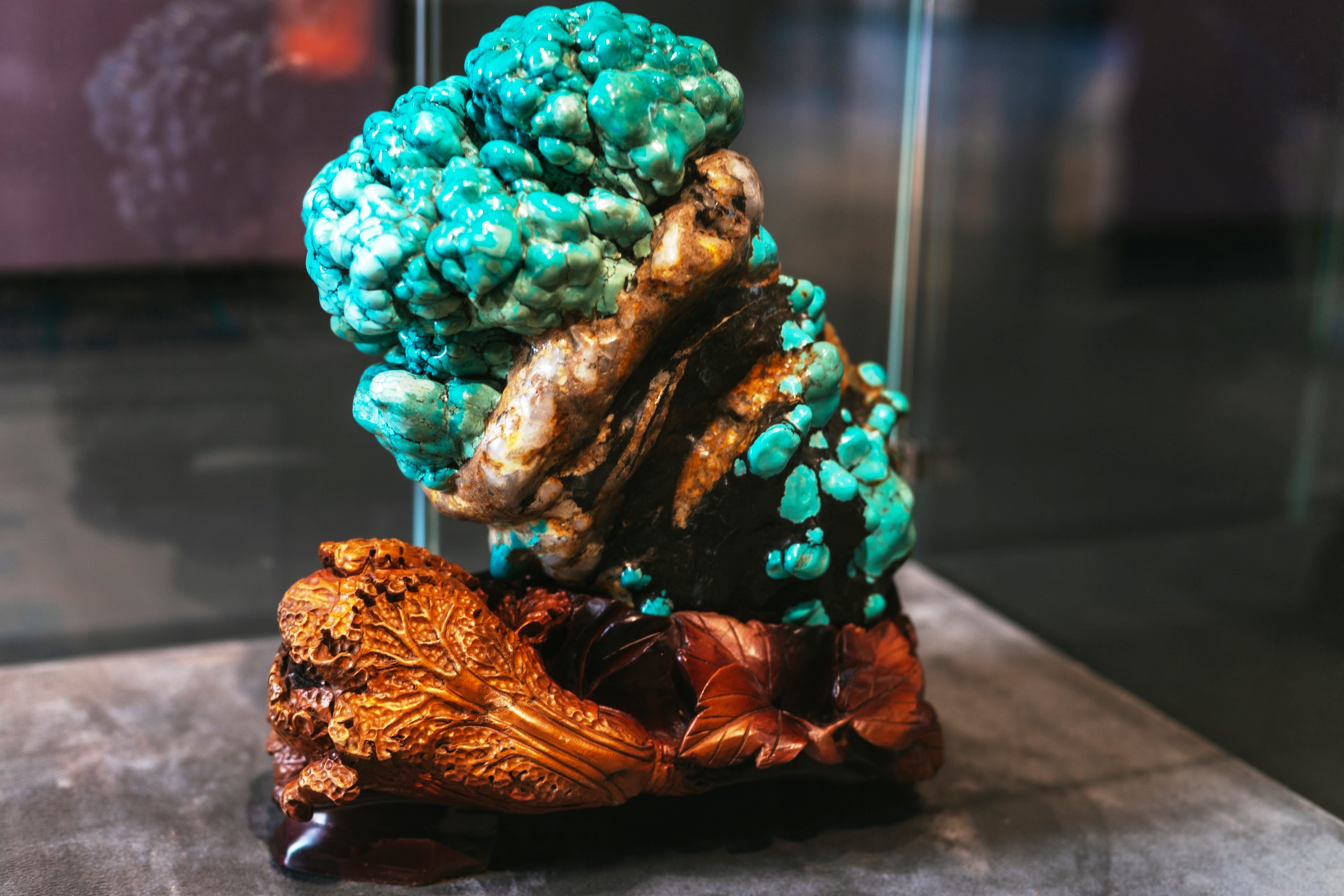 云蓋寺綠松石國(guó)家礦山公園綠松石經(jīng)典作品展示