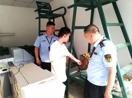 涉案金額51萬(wàn)，嘉魚(yú)公安破獲一起侵犯著作權(quán)案