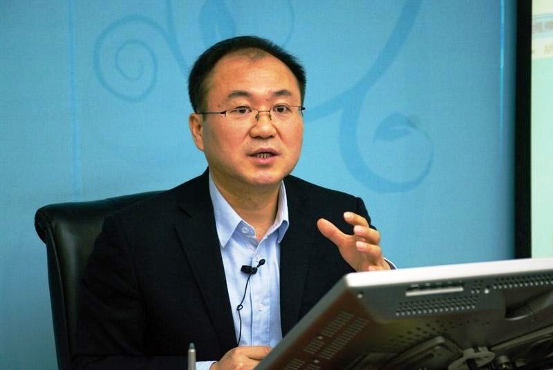 胡正榮：智能傳播時代面對AGI應何去何從？