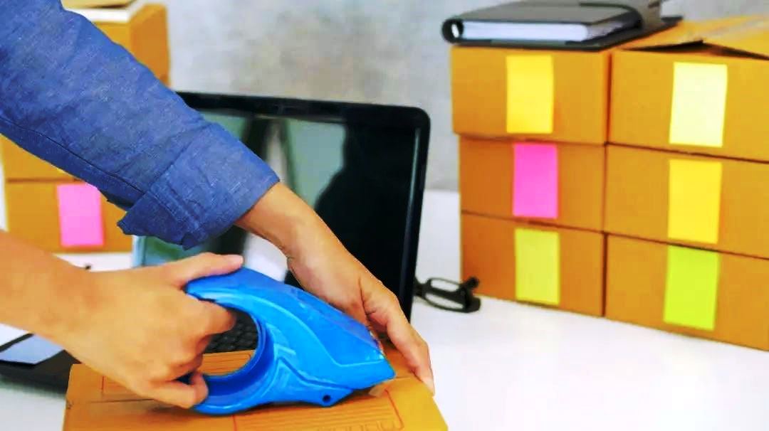 原告：“你抄襲我！” 被告：“你也是抄的~”