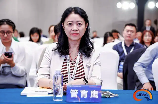 設(shè)計(jì)喂料端使用侵權(quán)例外規(guī)則解決AI版權(quán)爭議