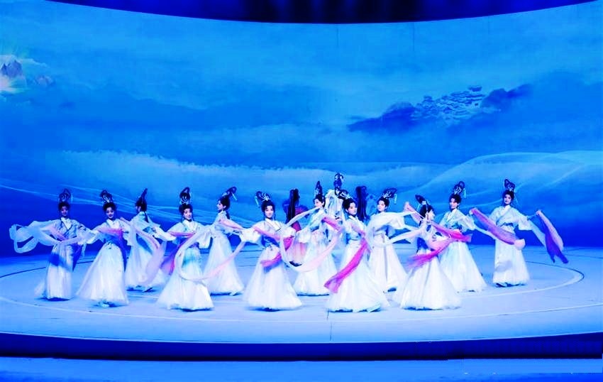 元宇宙概念新視覺(jué)黃梅戲《七夕傳奇》醉京城