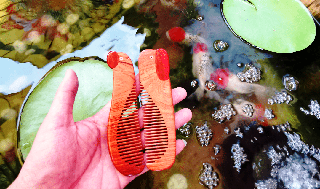  向文化要附加值 一把紅木梳200項專利版權(quán)