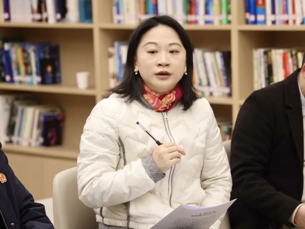 東湖高新區(qū)法院一案一席談:代碼與畫(huà)布的對(duì)話(huà)