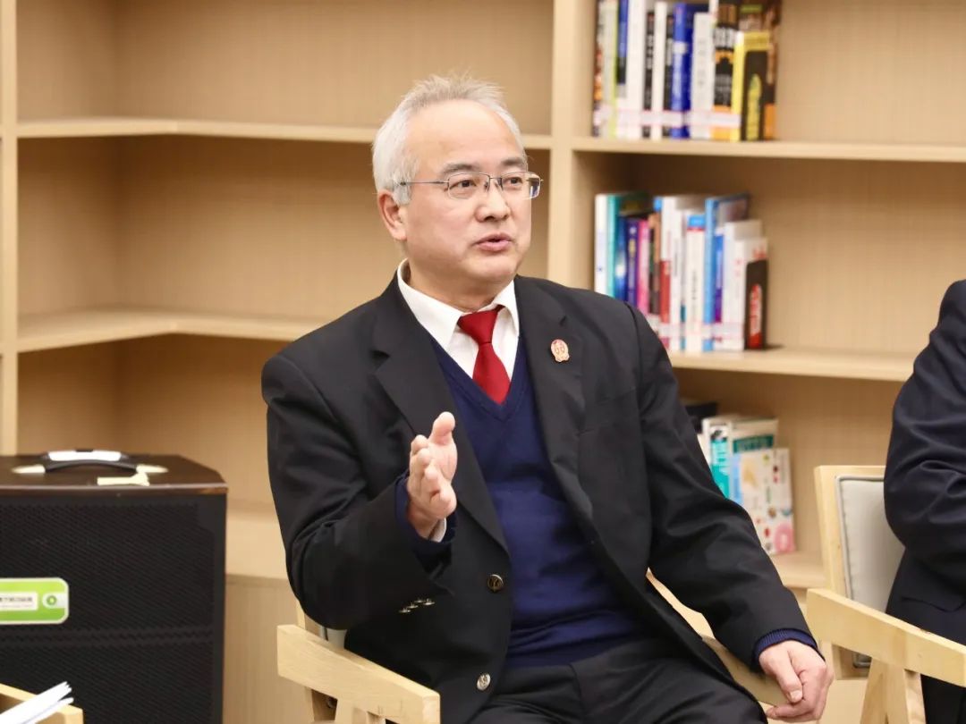 東湖高新區(qū)法院一案一席談:代碼與畫(huà)布的對(duì)話(huà)