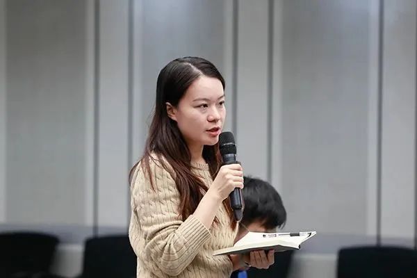 加快推進(jìn)人工智能大模型在審查工作中的應(yīng)用