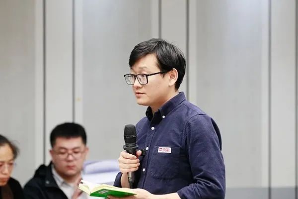 加快推進(jìn)人工智能大模型在審查工作中的應(yīng)用