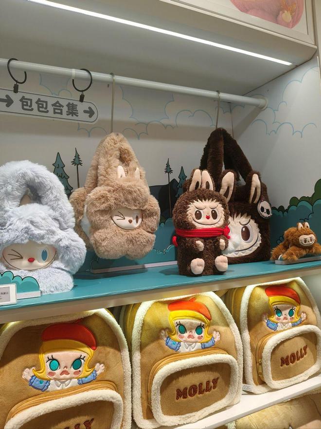 頂流潮玩拉布布，憑什么造就河南首富？