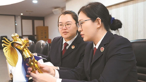 明明是盜版，還拿“二創(chuàng)”做“擋箭牌”