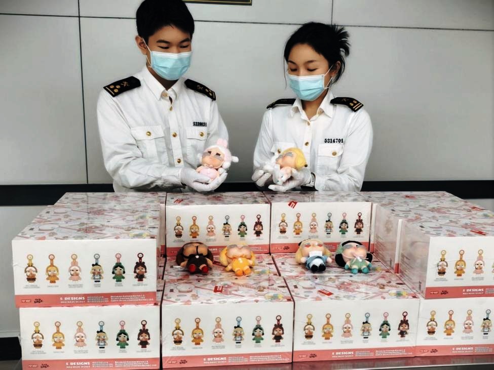 今年全國(guó)海關(guān)攔截183萬(wàn)件涉嫌侵權(quán)Labubu產(chǎn)品