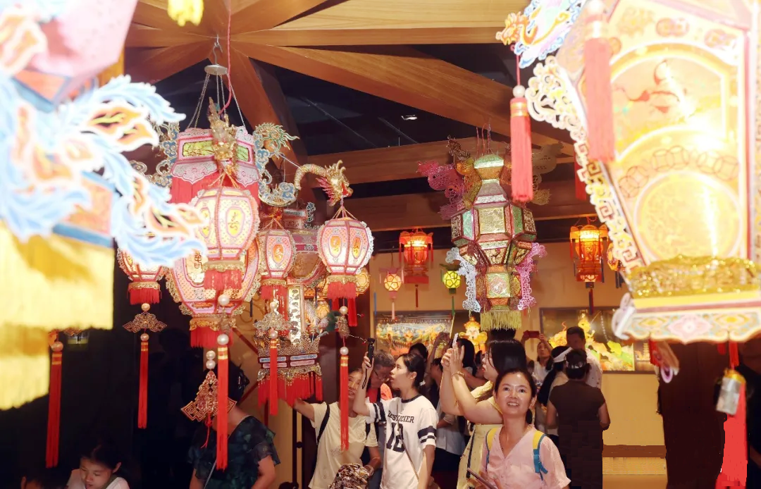 探尋民進(jìn)文學(xué)藝術(shù)作品版權(quán)保護(hù)的