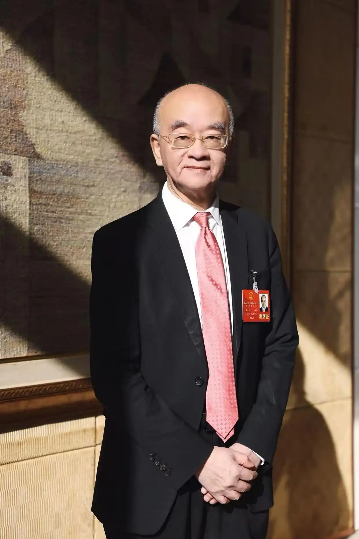 人大代表呼吁保護(hù)數(shù)字版權(quán)遏制黑灰產(chǎn)鏈條化