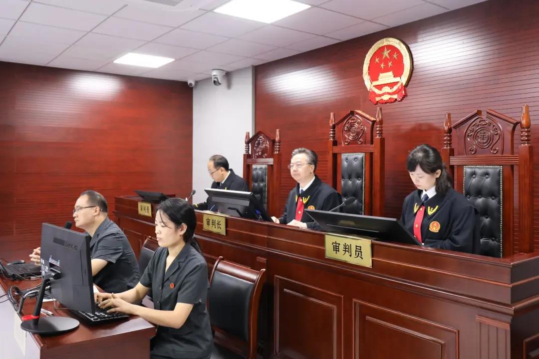 損失約8億，一審宣判！涉吳京黃渤沈騰等人