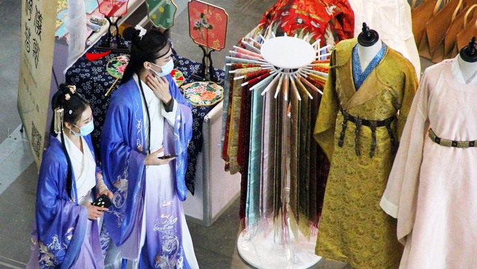 盜用抄襲 惡意搶注 漢服市場(chǎng)亂象調(diào)查