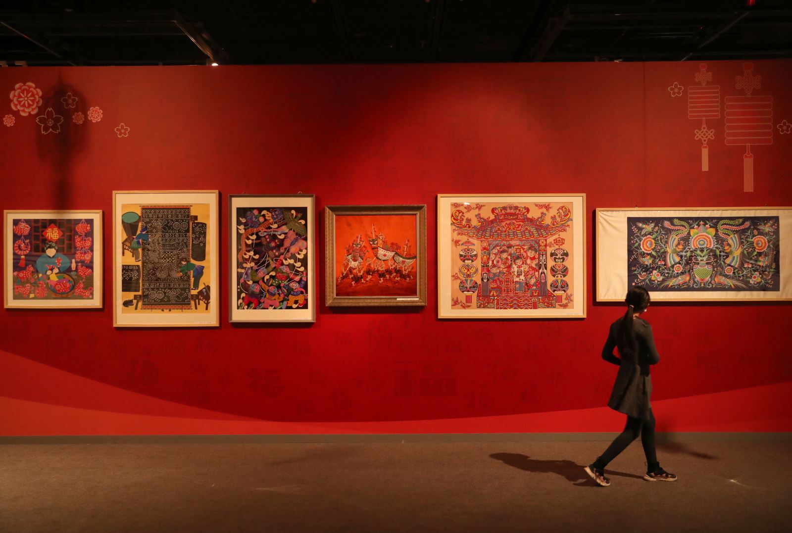 小康生活主題美術(shù)作品展在京舉行