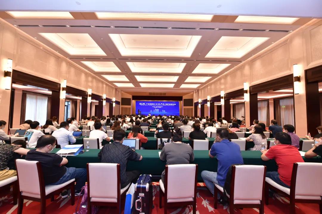 版權(quán)產(chǎn)業(yè)創(chuàng)新及知識產(chǎn)權(quán)保護東湖論壇成功召開