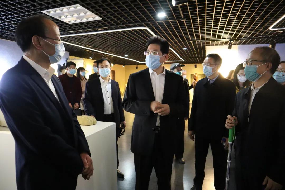 張建春調(diào)研《馬拉喀什條約》落實(shí)情況